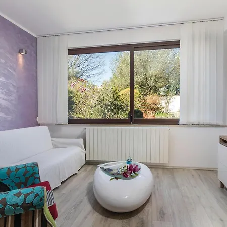 2 Bedroom In Apartment Rovinj