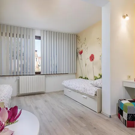 2 Bedroom In Apartmán Rovinj